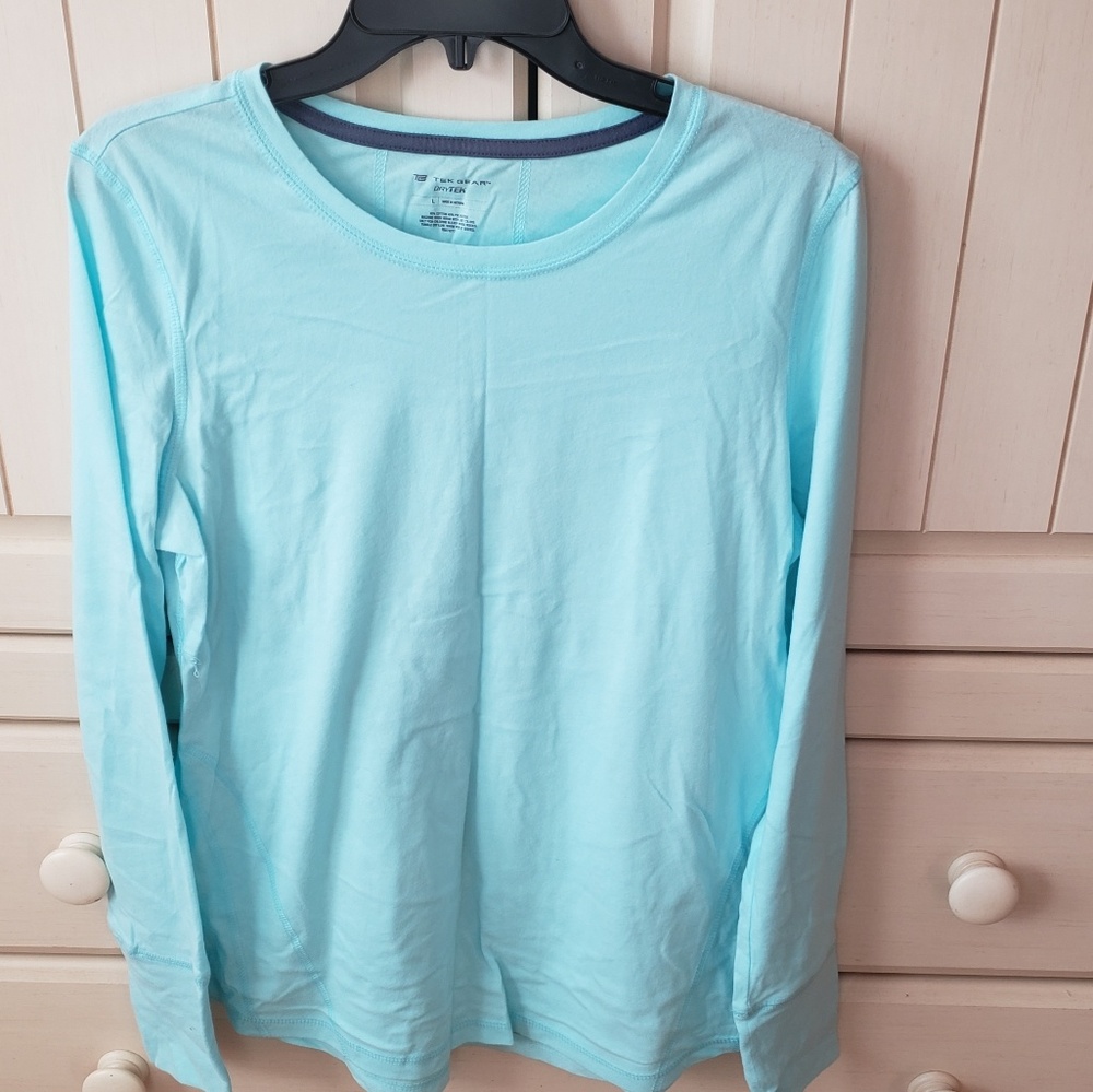 Tek gear shirt